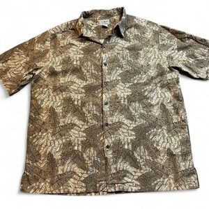 L.L. Bean Hawaiian casual summer beach‎ button shirt size large.